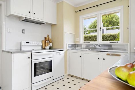 Photo of property in 141 Victoria Street, Cambridge, 3434