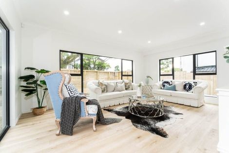 Photo of property in 11c Addison Street, Blockhouse Bay, Auckland, 0600