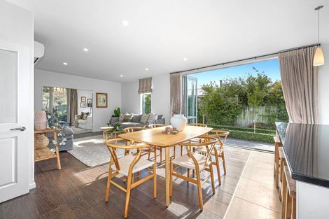 Photo of property in 4 Chorley Place, Hillsborough, Christchurch, 8022