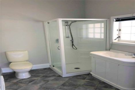 Photo of property in 16 Wallace Street, Regent, Whangarei, 0112