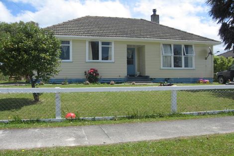 Photo of property in 12 Wilson Street, Pahiatua, 4910