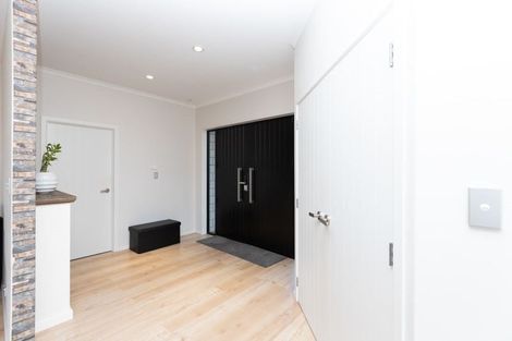 Photo of property in 70a Nevada Road, Silverdale, Hamilton, 3216