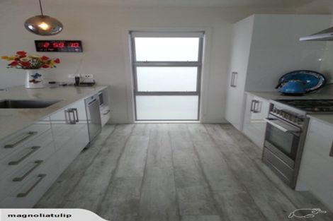 Photo of property in 2 Boulder Lane, Pyes Pa, Tauranga, 3112