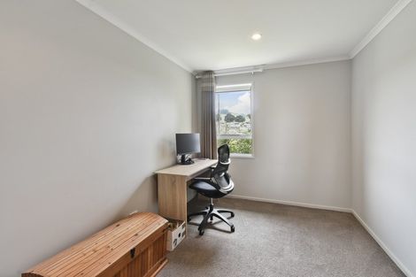 Photo of property in 12 Kilbryde Crescent, Pokeno, 2402