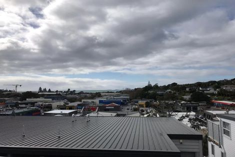 Photo of property in Wilk Heights, 11/8 Wilk Lane, Browns Bay, Auckland, 0630