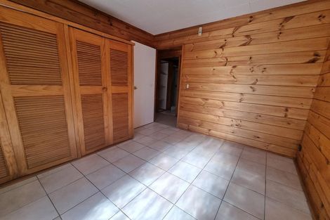 Photo of property in 56 Glennandrew Drive, Half Moon Bay, Auckland, 2012