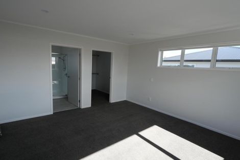 Photo of property in 3c Helvetia Road, Pukekohe, 2120