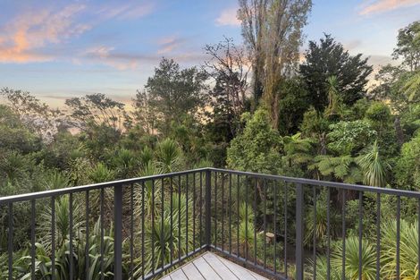 Photo of property in 54a Awaroa Road, Sunnyvale, Auckland, 0612