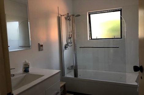 Photo of property in 8b Hayley Grove, Papamoa Beach, Papamoa, 3118