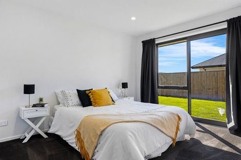 Photo of property in 27 Crossley Avenue, Woodend, 7610