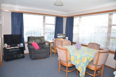 Photo of property in 23 Lowestoft Street, Balclutha, 9230