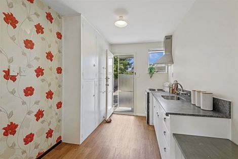 Photo of property in 2/100 Poulson Street, Addington, Christchurch, 8024