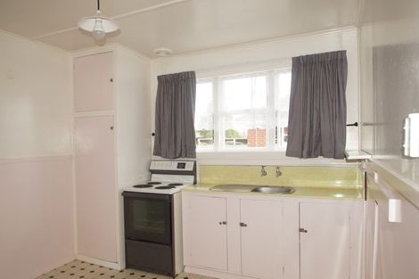 Photo of property in 21 Holland Street, Avonside, Christchurch, 8061