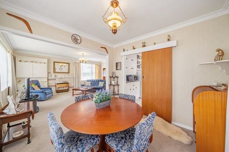 Photo of property in 17 Deller Grove, Silverstream, Upper Hutt, 5019