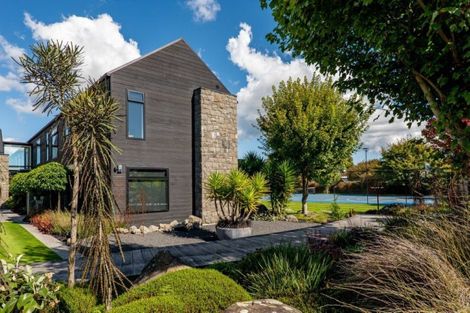 Photo of property in 18 Quarters Place, Halswell, Christchurch, 8025