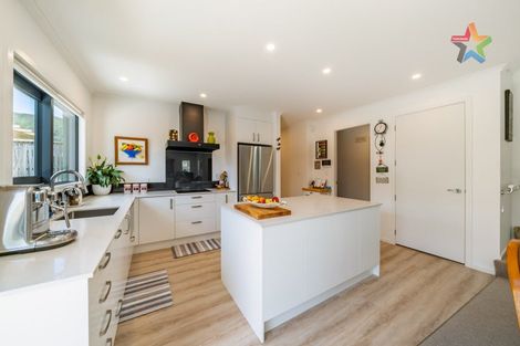 Photo of property in 21 Rodney Street, Waiwhetu, Lower Hutt, 5010