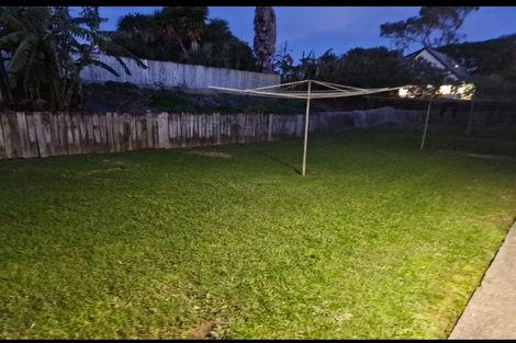 Photo of property in 2/27 St Georges Road, Avondale, Auckland, 0600