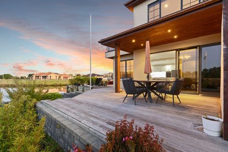 Photo of property in 166 Oriental Parade, Papamoa Beach, Papamoa, 3118