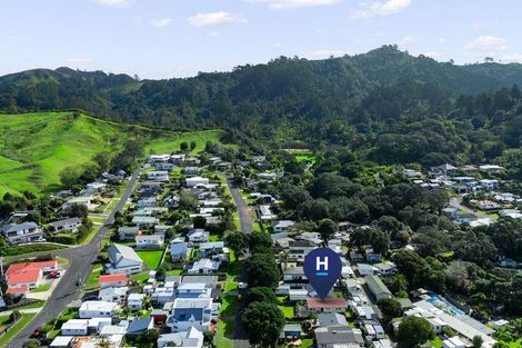 Photo of property in 34 Ocean View Road, Waihi Beach, 3611