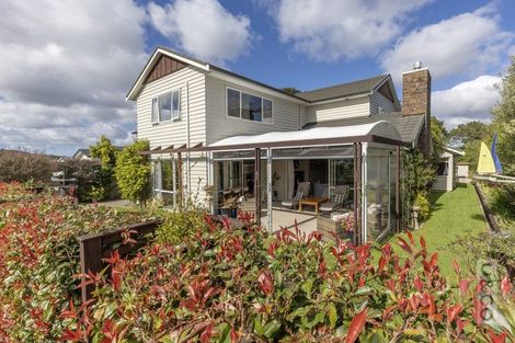 Photo of property in 64 Pohutukawa Parade, Riverhead, 0820