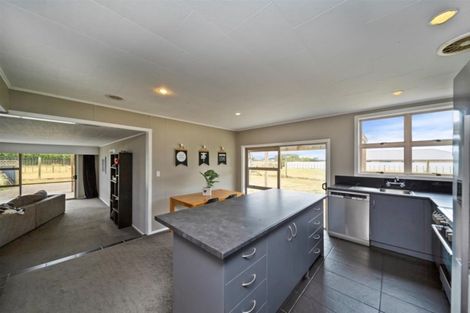 Photo of property in 135 Turuturu Road, Hawera, 4674