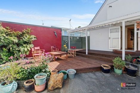 Photo of property in 31 Ocean View Road, Waihi Beach, 3611