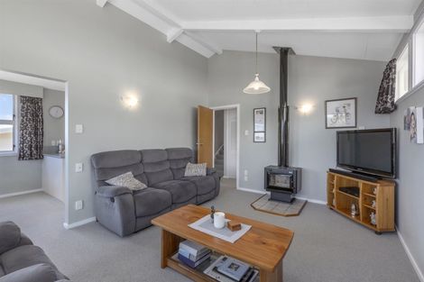 Photo of property in 37 Ernest Street, Ranui, Porirua, 5024