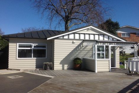 Photo of property in 14 Sale Street, Cockle Bay, Auckland, 2014