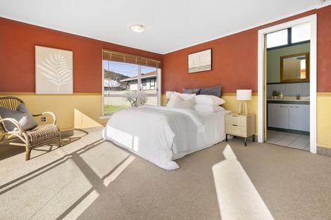 Photo of property in 47 Godley Street, Waiwhetu, Lower Hutt, 5010