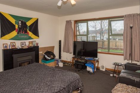 Photo of property in 69 Mcmurdo Street, Tinwald, Ashburton, 7700