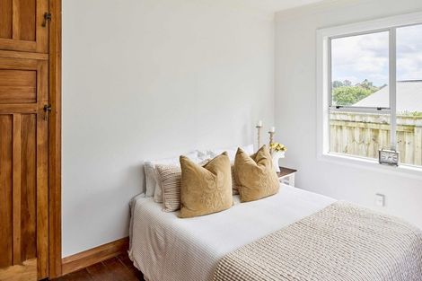 Photo of property in 57 Ranui Terrace, Tawa, Wellington, 5028