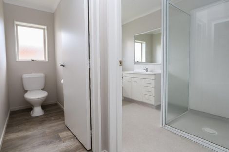 Photo of property in 183 Old Farm Road, Hamilton East, Hamilton, 3216