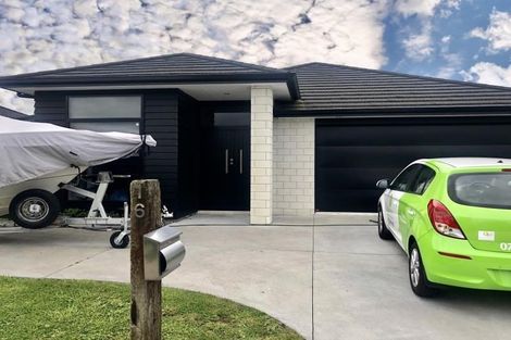 Photo of property in 16 Helen June Avenue, Flagstaff, Hamilton, 3210