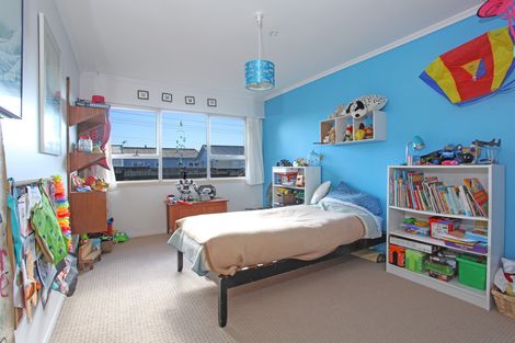 Photo of property in 3 Lorenzen Bay Road, Raglan, 3225