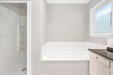 Photo of property in 17 Vardon Crescent, Shirley, Christchurch, 8061