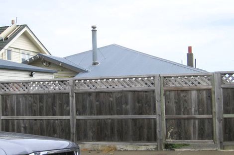 Photo of property in 40 Apu Crescent, Lyall Bay, Wellington, 6022