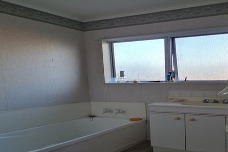 Photo of property in 2/737 Cameron Road, Tauranga South, Tauranga, 3112