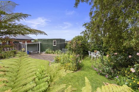 Photo of property in 14 Pound Street, Amberley, 7410