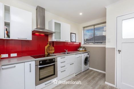 Photo of property in 2/16 Riverbank Street, Ebdentown, Upper Hutt, 5018