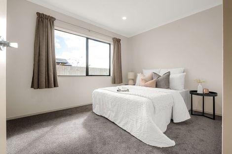 Photo of property in 11 Shrule Place, Huntington, Hamilton, 3210