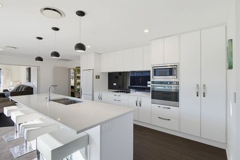 Photo of property in 35 Marriotts Road, North New Brighton, Christchurch, 8083