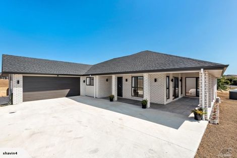 Photo of property in 62 Te Ara Aukati Terrace, Pokeno, 2471