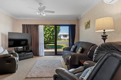 Photo of property in 1/12 Pemberton Crescent, Greerton, Tauranga, 3112