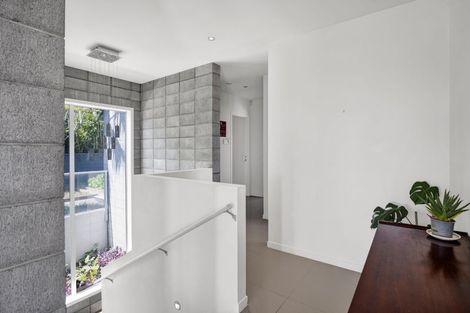 Photo of property in 16 Links Drive, Waiwhakaiho, New Plymouth, 4312