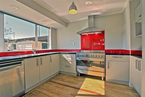 Photo of property in 16a Howard Road, Taradale, Napier, 4112