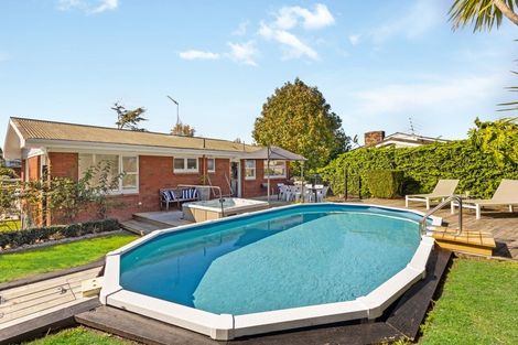 Photo of property in 17 Wynn Place, Howick, Auckland, 2014