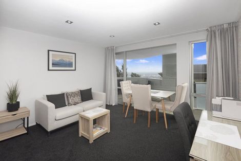 Photo of property in 12 Harry Ell Drive, Cashmere, Christchurch, 8022