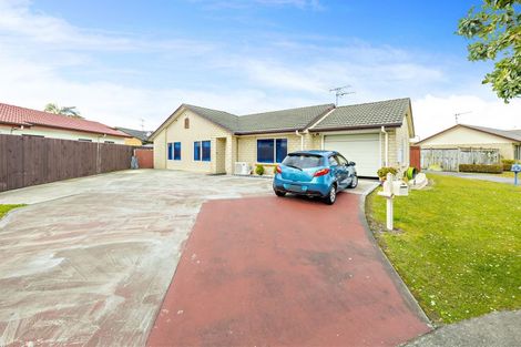 Photo of property in 85 Riverton Drive, Randwick Park, Auckland, 2105