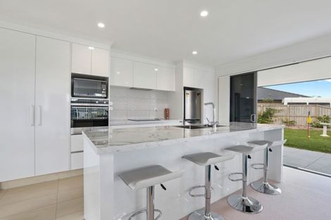 Photo of property in 16 Awanui Avenue, Te Kauwhata, 3710