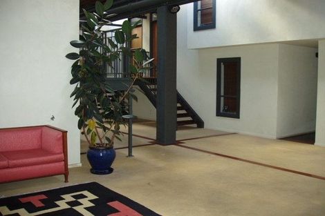 Photo of property in Metro Apartments, 13/220 Thorndon Quay, Pipitea, Wellington, 6011